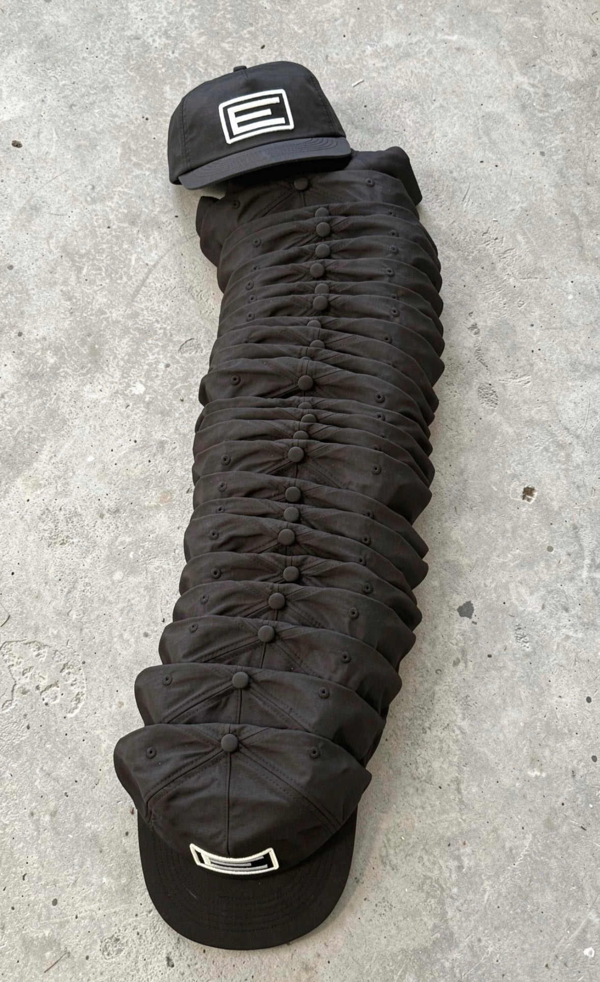 ＥＫＫＡＲＥＥＦ BLACK NYLON