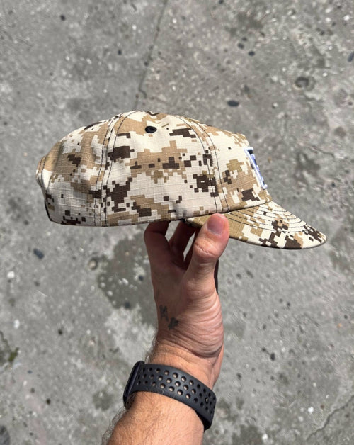 ＥＫＫＡＲＥＥＦ DIGITAL CAMO